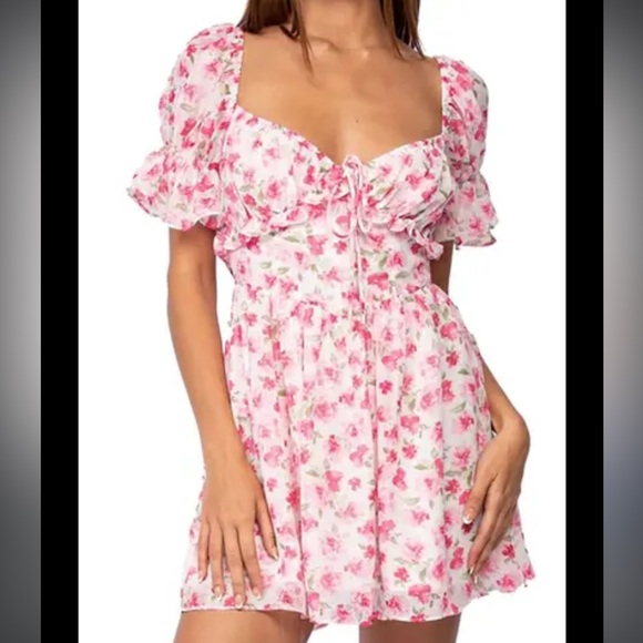 Sky To Moon Dresses & Skirts - Sky to the moom dress Pink Puff Sleeve Dress Large